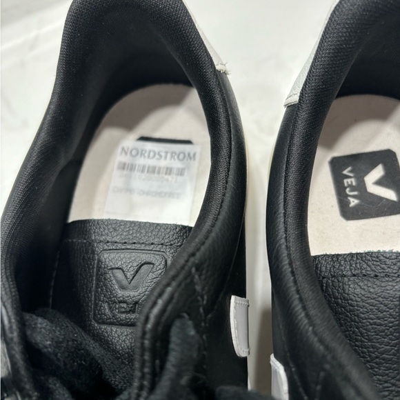 VEJA
Campo Leather Sneakers Unisex 8 men 10 women - Picture 8 of 11